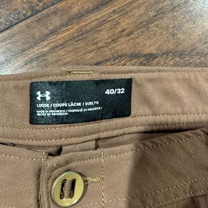 40/32 Under Armour Cargo Pants
